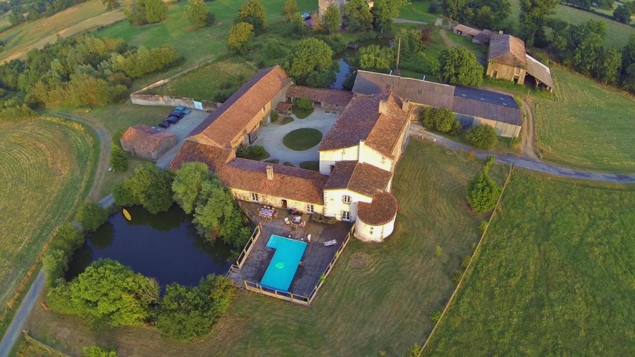 Les Chambres Du Logis Du Chatelier Bressuire Buitenkant foto