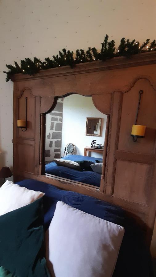 Les Chambres Du Logis Du Chatelier Bressuire Buitenkant foto